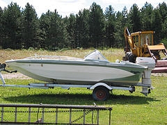 glastron boats